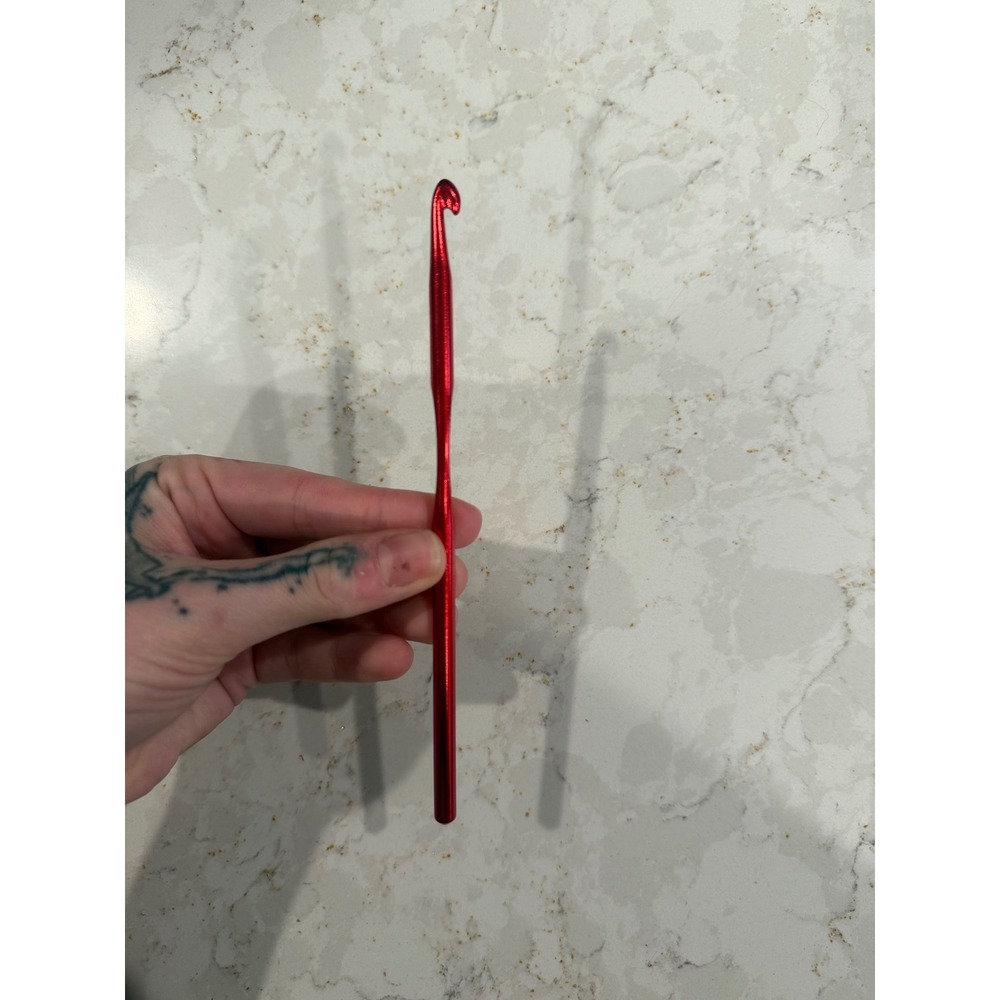 Red Aluminum Crochet Hook Size I-9 5.50mm‎ Metallic Hobby Knitting Crafting Tool